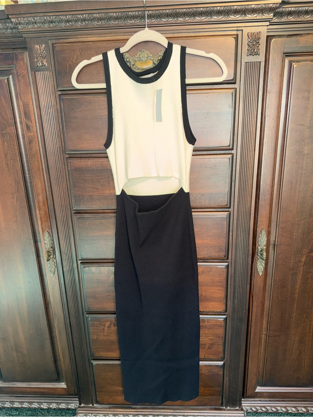 Lush Black and Cream Colorblock Maxi Dress